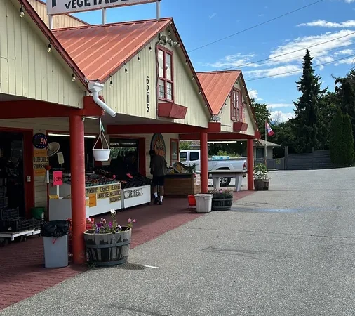 Trout Creek Fruit Stand