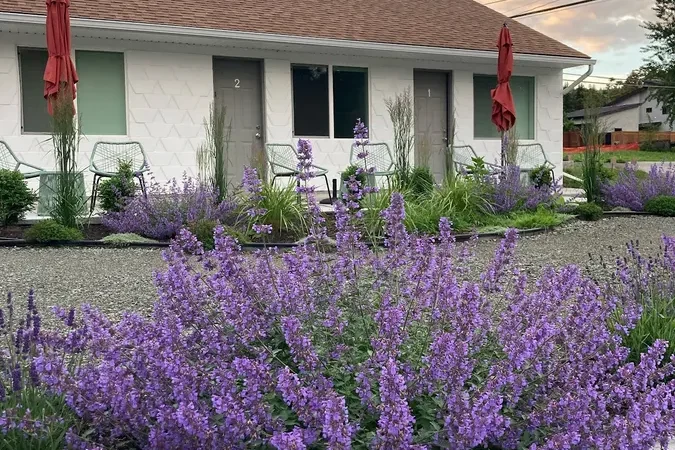 Naramata Courtyard Suites