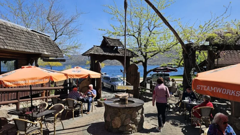 Gasthaus on the Lake