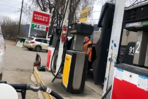 Parkway Gas & Auto Repair (U-HAUL RENTALS)