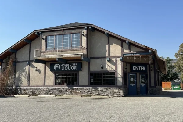 Angry Otter Liquor @ Peacock’s Perch