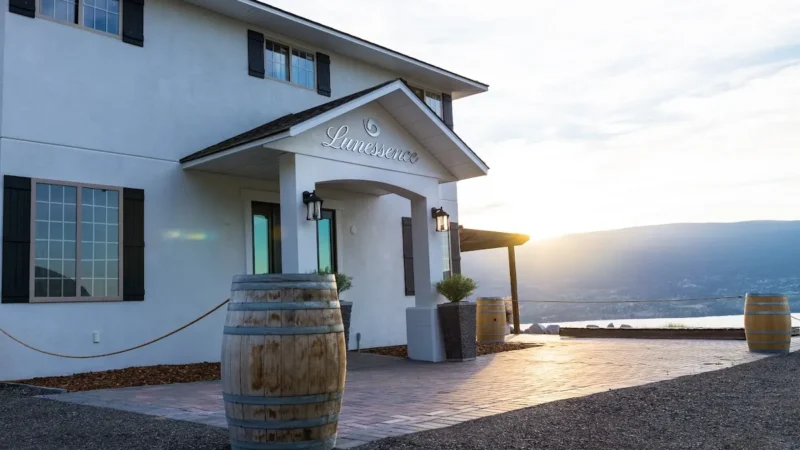 Lunessence Winery & Vineyard