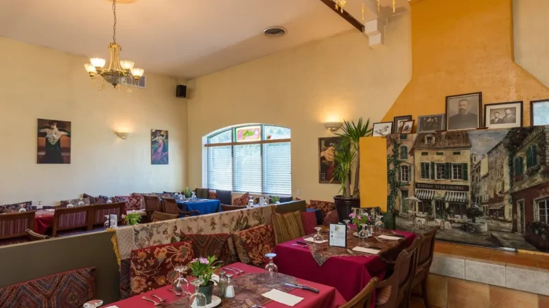 Zias Stonehouse Restaurant